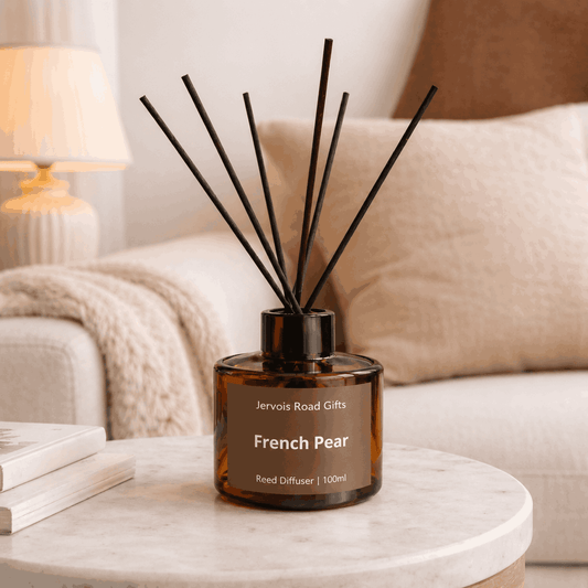 Reed Diffuser vs Candle: Which Is Better for Your Home?