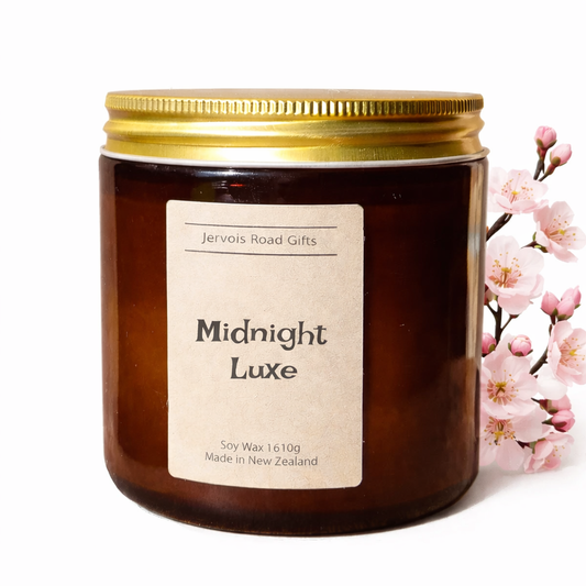 Soy candle in amber jar with kraft Medium label – Midnight Luxe Large – by Jervois Road Gifts