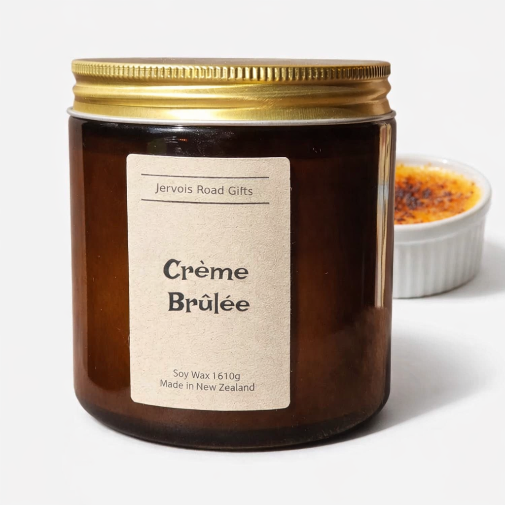 Soy candle in amber jar with kraft Medium label – Creme Brulé Large – by Jervois Road Gifts