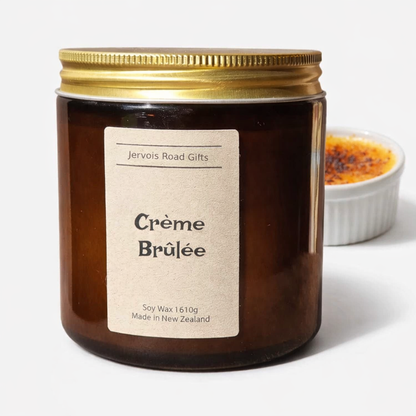 Soy candle in amber jar with kraft Medium label – Creme Brulé Large – by Jervois Road Gifts
