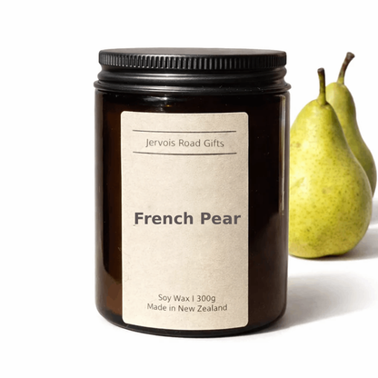 Soy candle in amber jar with kraft Medium label – French Pear Medium – by Jervois Road Gifts